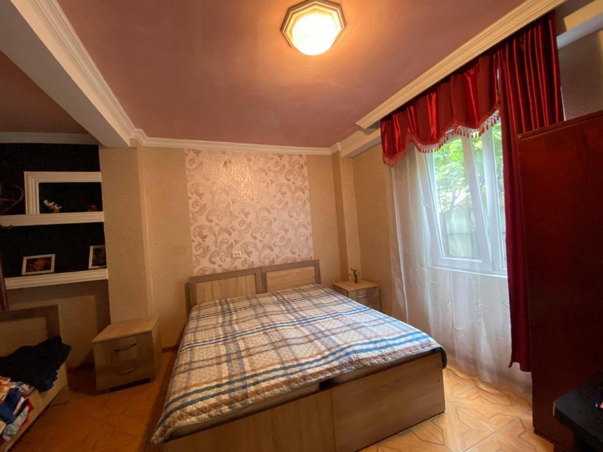 Anna Hostel Kobuleti Bagian luar foto