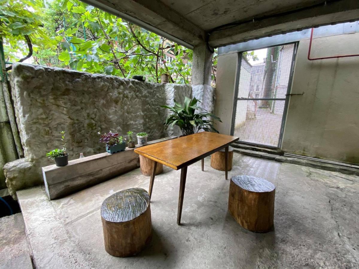 Anna Hostel Kobuleti Bagian luar foto