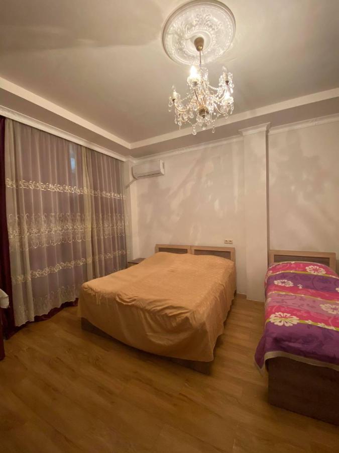 Anna Hostel Kobuleti Bagian luar foto