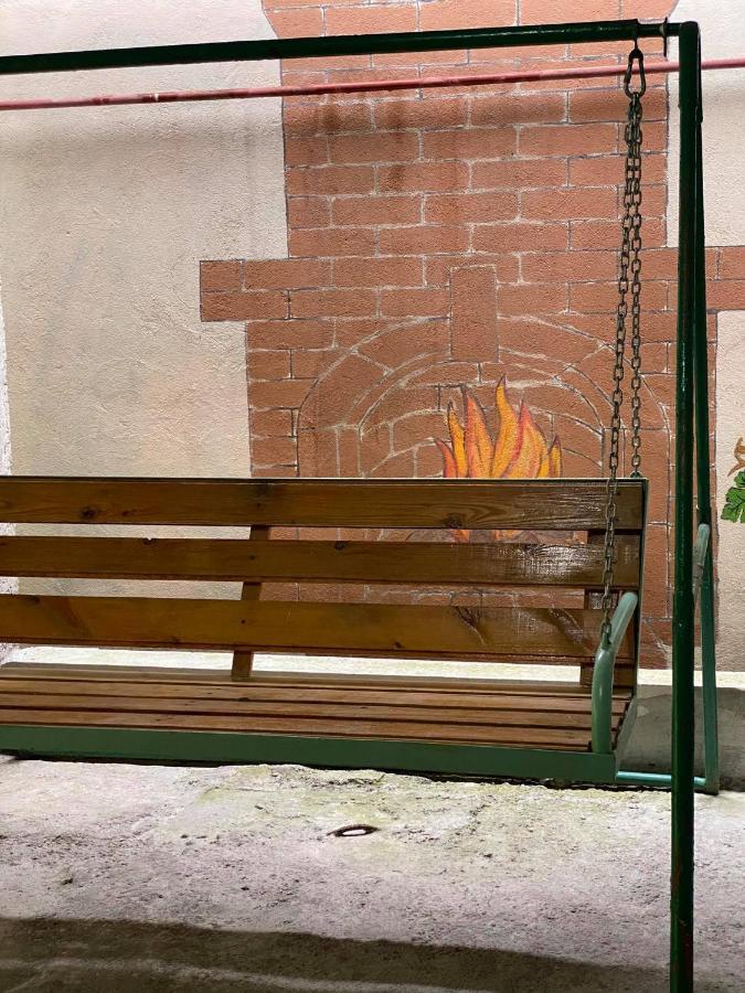 Anna Hostel Kobuleti Bagian luar foto