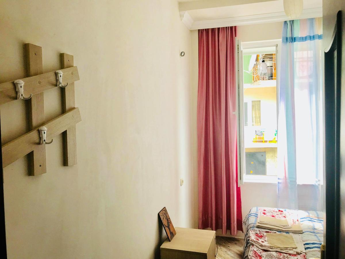 Anna Hostel Kobuleti Bagian luar foto