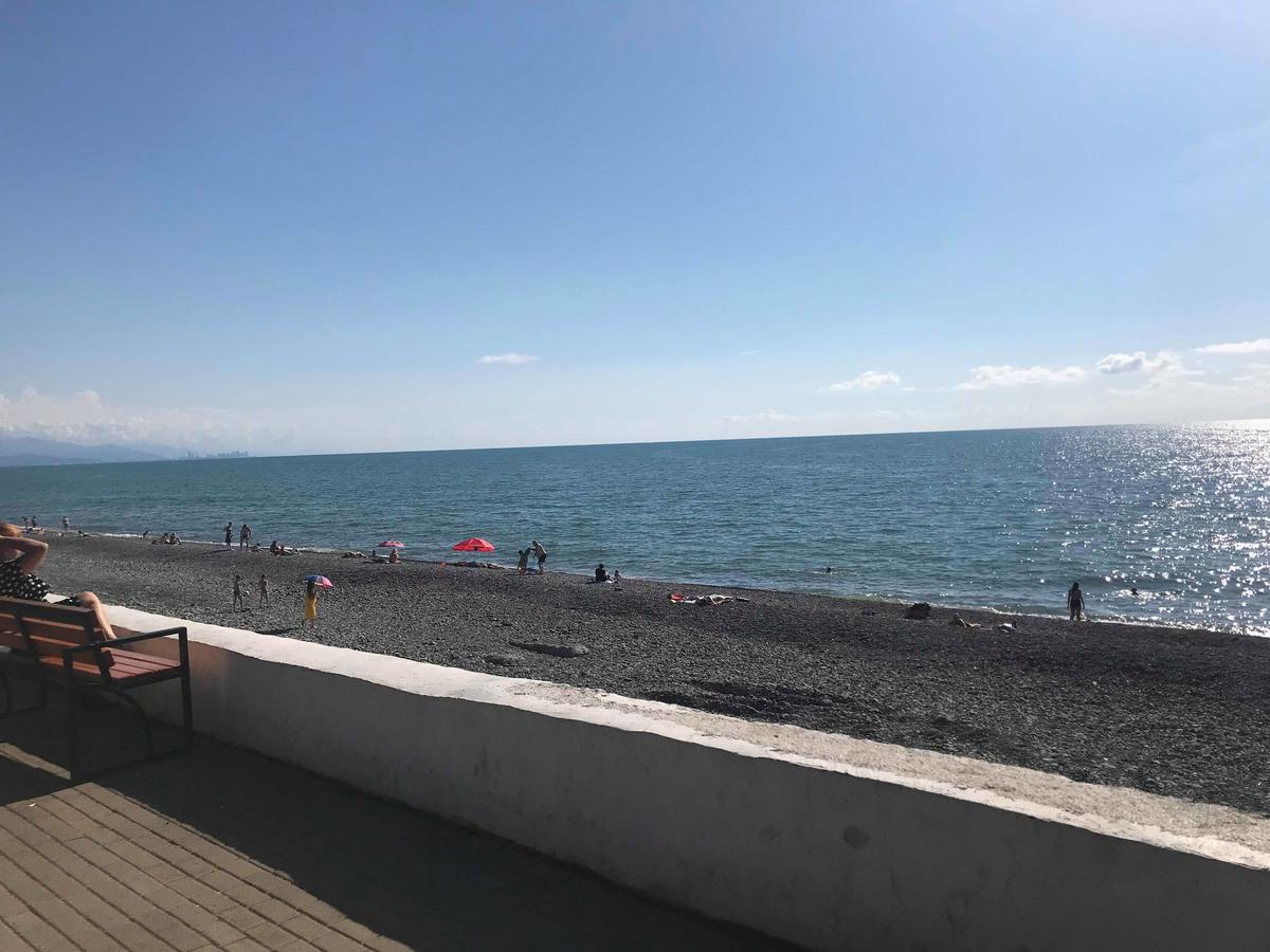 Anna Hostel Kobuleti Bagian luar foto