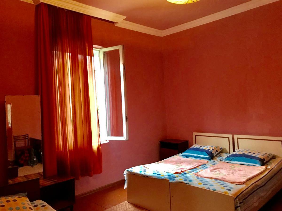 Anna Hostel Kobuleti Bagian luar foto