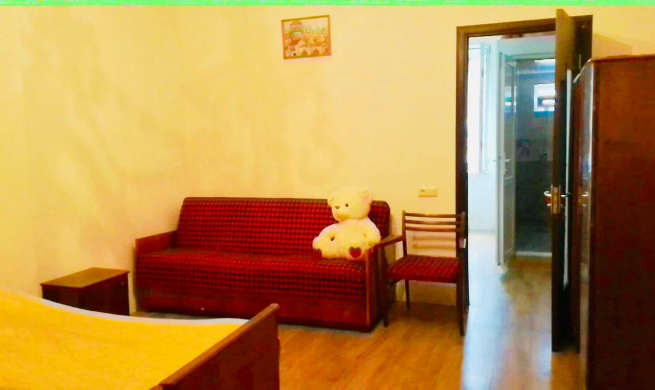 Anna Hostel Kobuleti Bagian luar foto